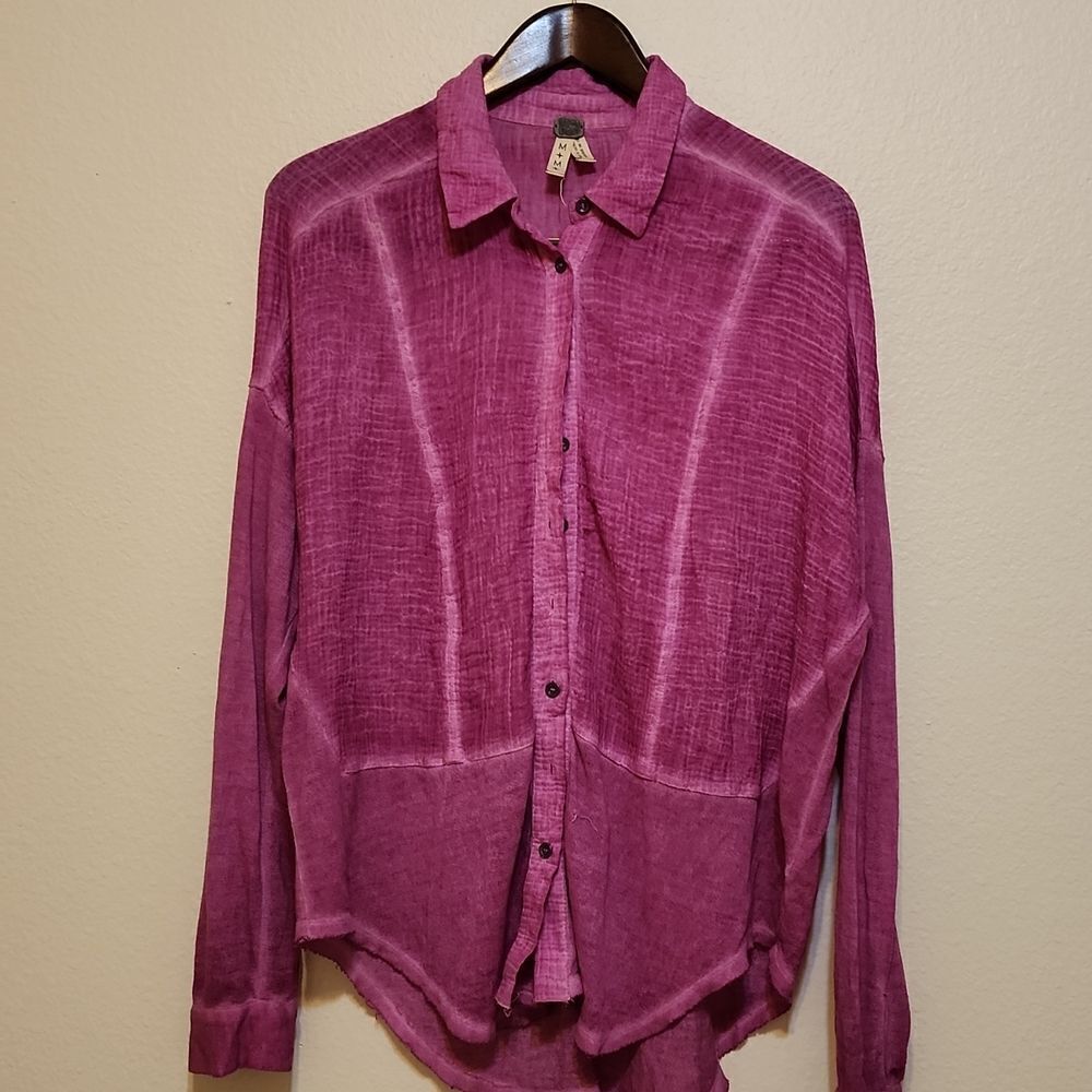 We the free top size medium.‎